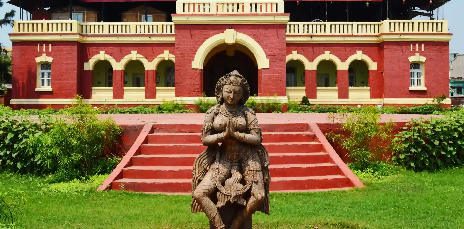 Experience heritage luxury at Mahodadhi Palace in Puri Heritage and Beach Views at Mahodadhi Palace Puri