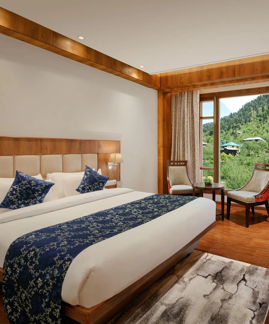 Deluxe Room – Best Value Stay in Manali Near Mall Road Affordable Deluxe Room in Manali with Modern Amenities