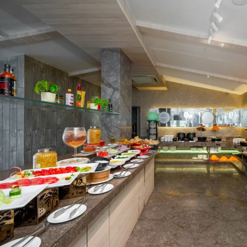 Buffet Dining – Orchid Panchgani Restaurant Multi-cuisine buffet dining counter at Orchid Hotel Panchgani restaurant